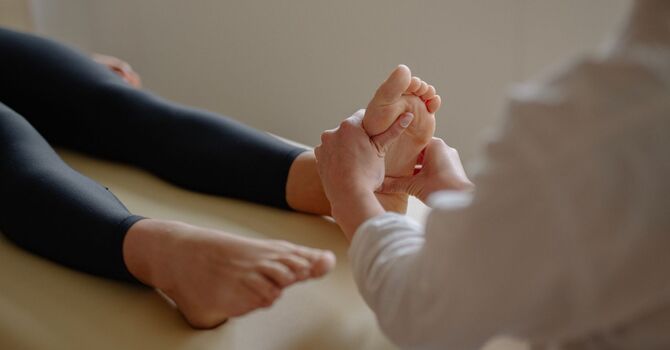 The Science Behind Reflexology: How It Supports Stress Relief & Healing